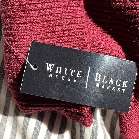 red turtle neck! - Picture 2 of 4